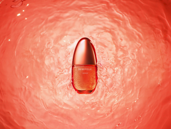 資生堂が赤い実の美容液「ベネフィーク セラム」を全国の化粧品専門店で発売
